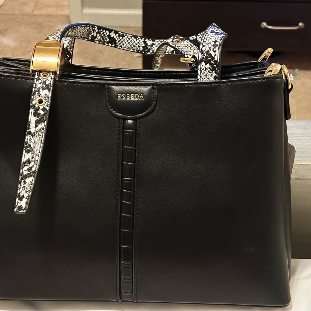 ESBEDA Black Leather Handbag